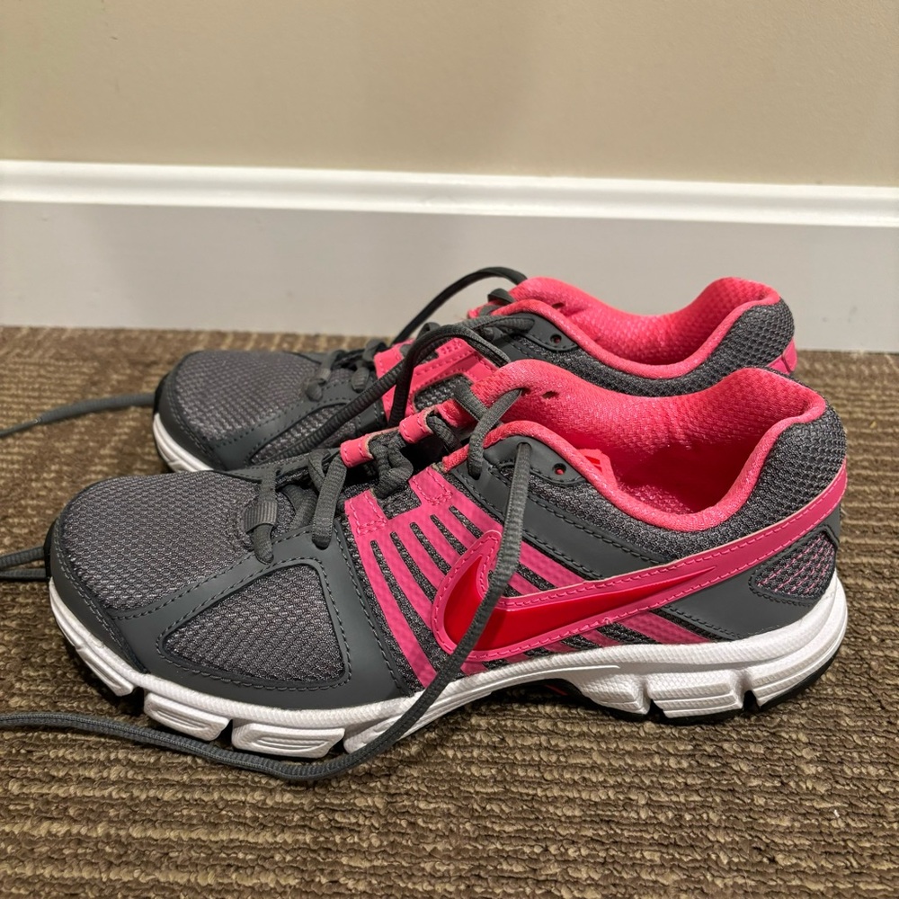 Nike Downshifter 5 Pink Grey Athletic Sneakers